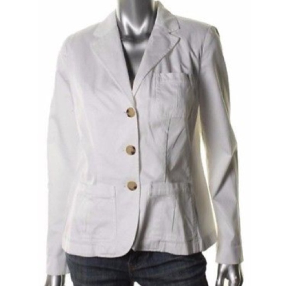 Classic White Women's Tailored Blazer New With Tags